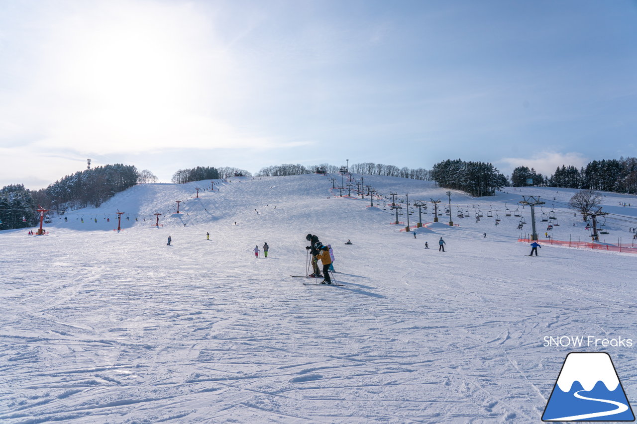 北長沼スキー場｜スキーシーズン真っ盛り！3連休の初日は、キッズ＆ファミリーで賑わう空知のローカルゲレンデへ♪